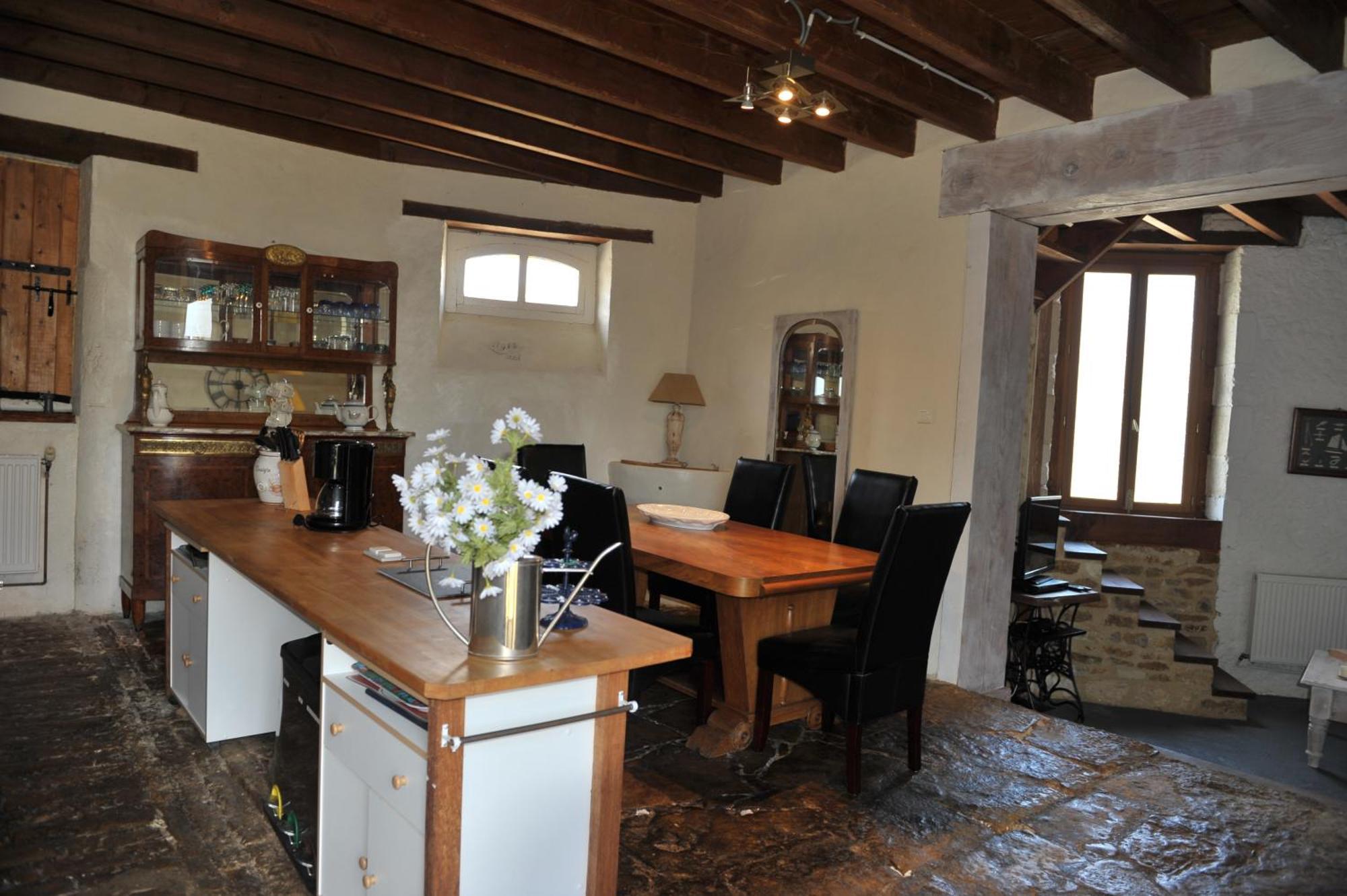 Holiday Home La Brijopa Bazoges-en-Pareds Luaran gambar