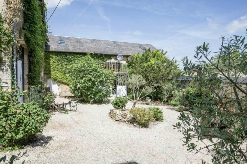 Holiday Home La Brijopa Bazoges-en-Pareds Luaran gambar
