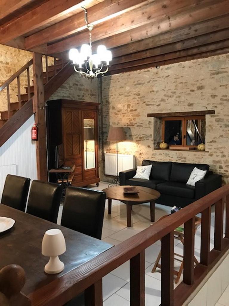Holiday Home La Brijopa Bazoges-en-Pareds Luaran gambar
