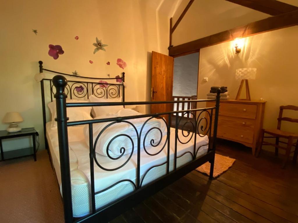 Holiday Home La Brijopa Bazoges-en-Pareds Luaran gambar